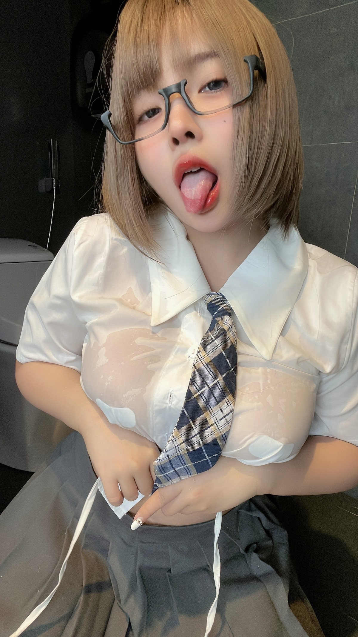 Cosplay SayoMomo小桃 Public WC After School(15)