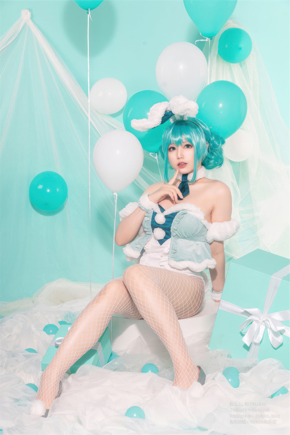 Cosplay Nyako喵子 初音白兔(19)
