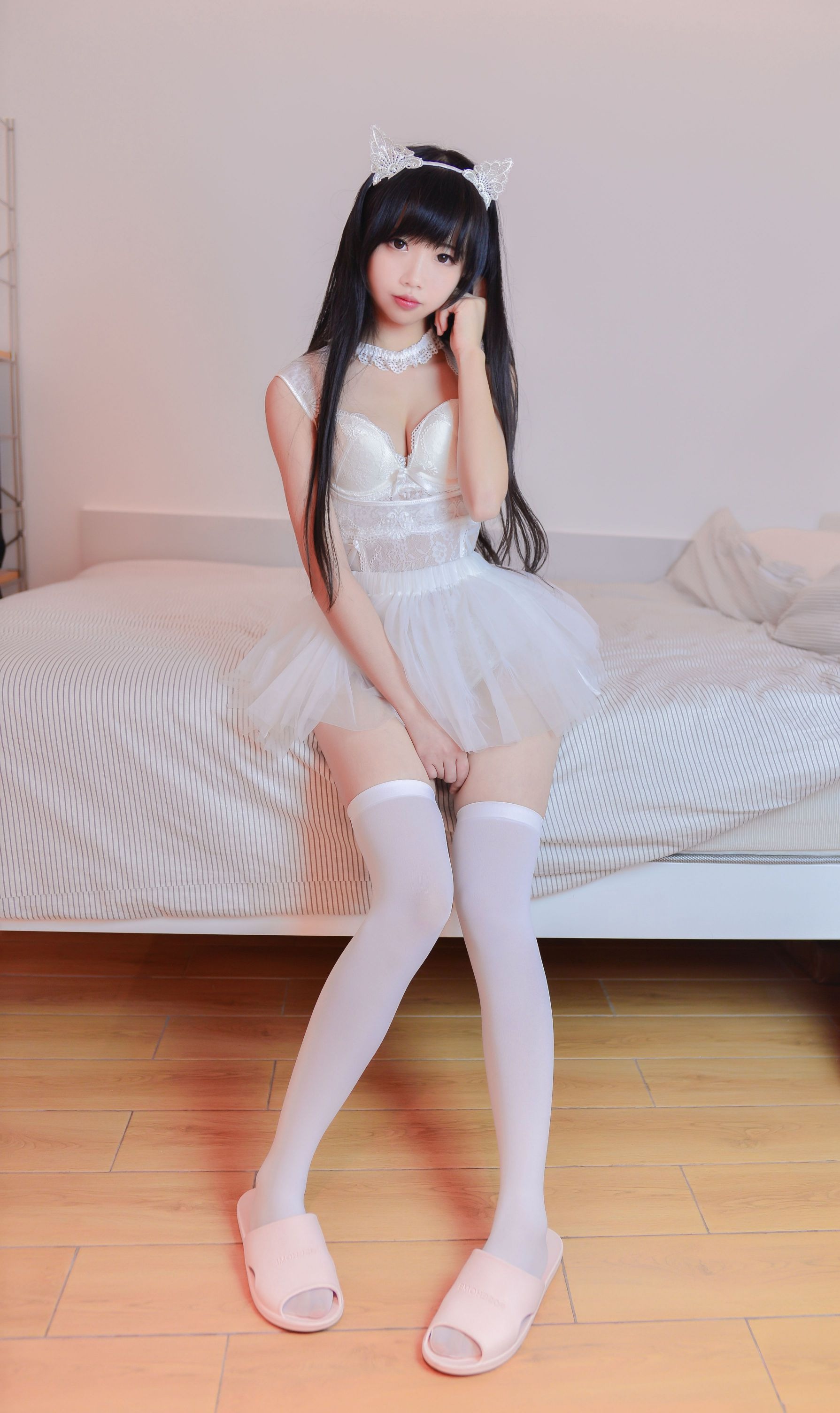 雪琪SAMA-猫系少女白猫 [31P](14)